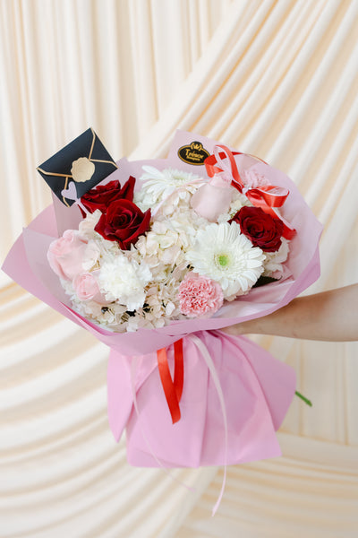 Valentine’s Day J’adore Bouquet