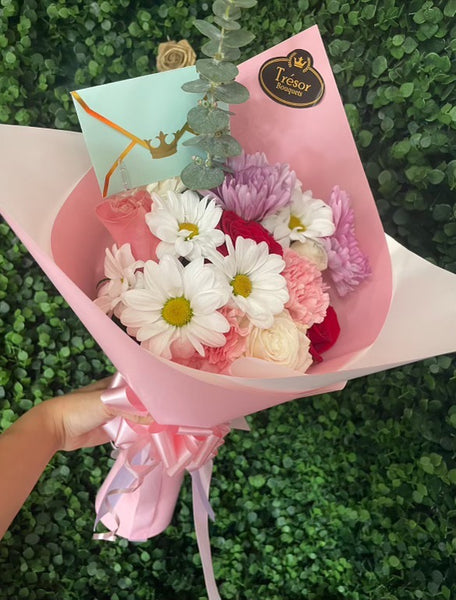 Valentine's Day Lovely Assorted Bouquet